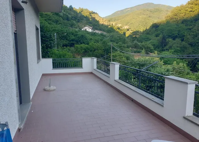 Semesterbostad Casamarvi Mezzanego